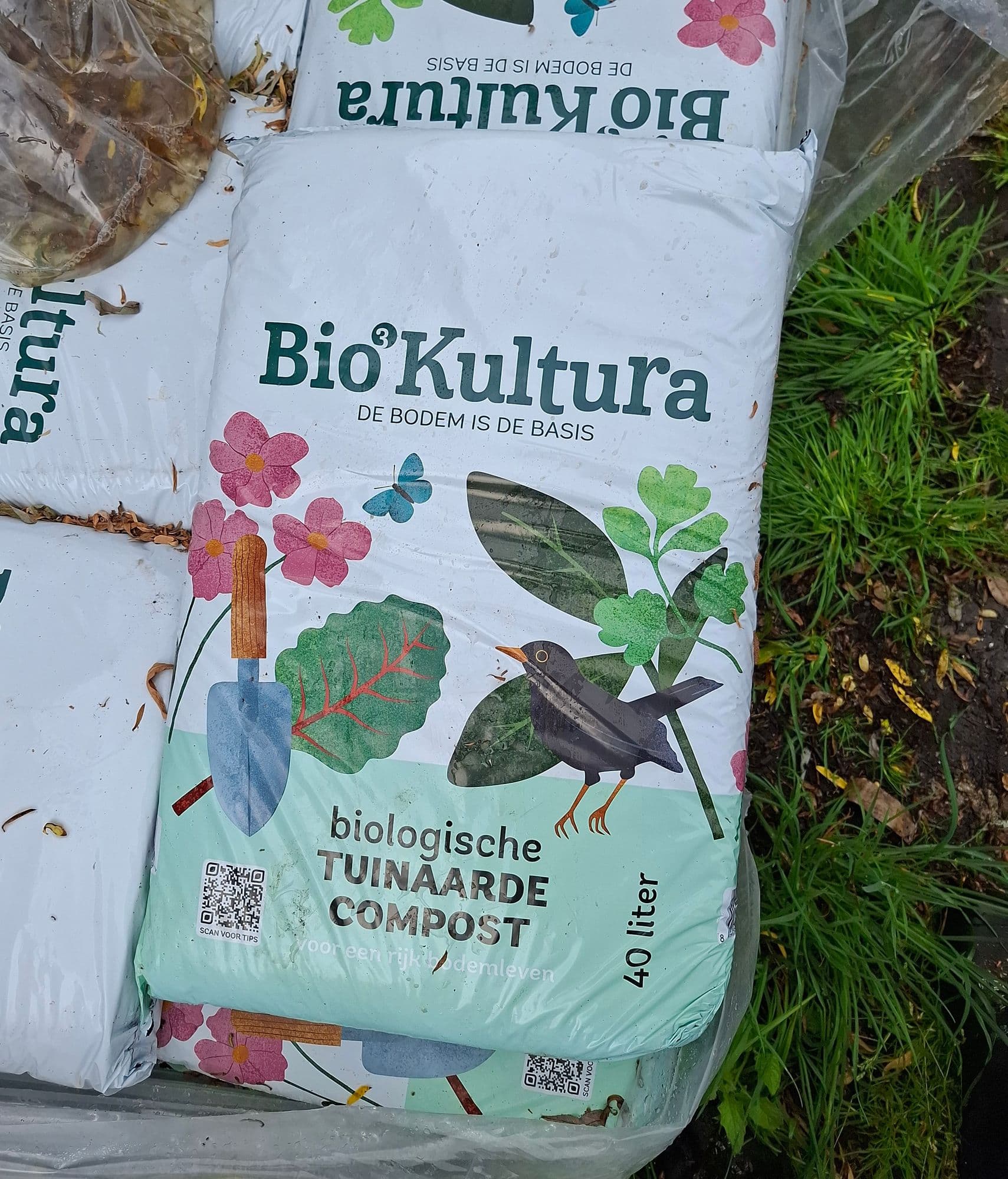 Biologische tuinaarde/compost BIO-kultura 40 liter (LET OP, ALLEEN OM AF TE HALEN)